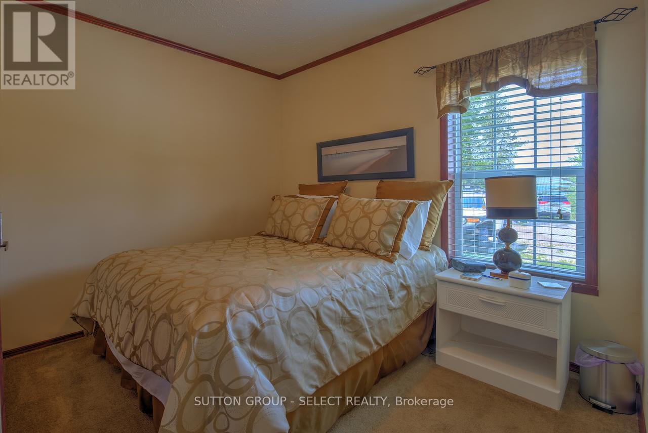 10 Caribbean Lane, Bluewater (Dashwood), ON - Indoor Photo Showing Bedroom