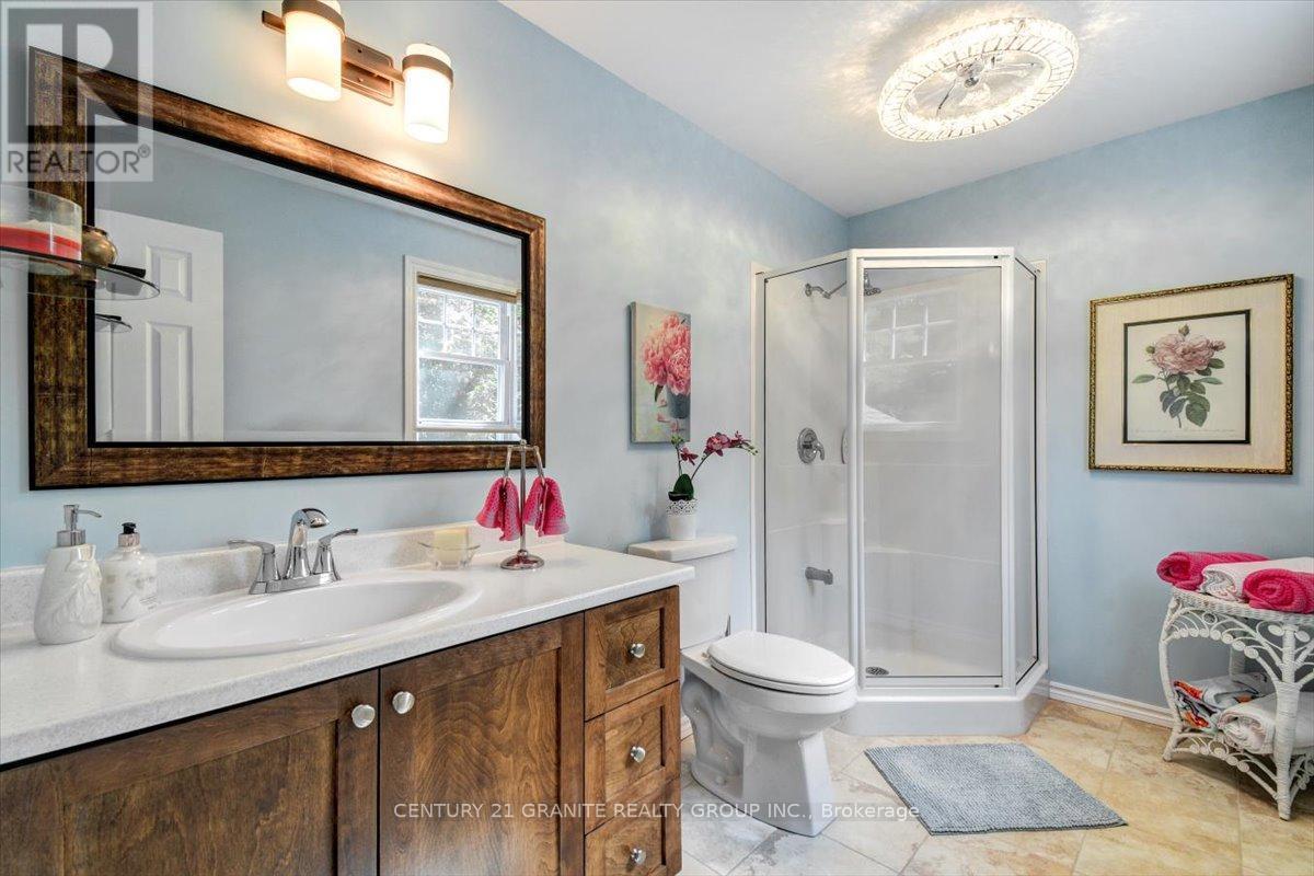 183 Fell Road, Hastings Highlands (Herschel Ward), ON - Indoor Photo Showing Bathroom