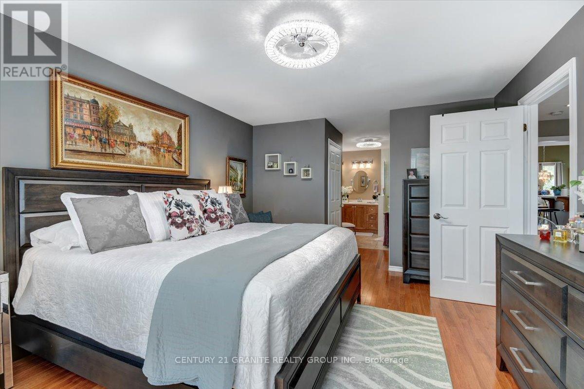 183 Fell Road, Hastings Highlands (Herschel Ward), ON - Indoor Photo Showing Bedroom