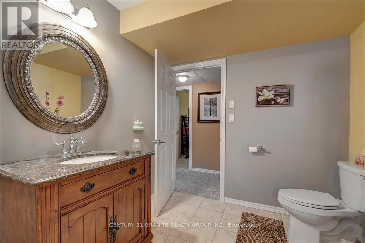 183 Fell Road, Hastings Highlands (Herschel Ward), ON - Indoor Photo Showing Bathroom