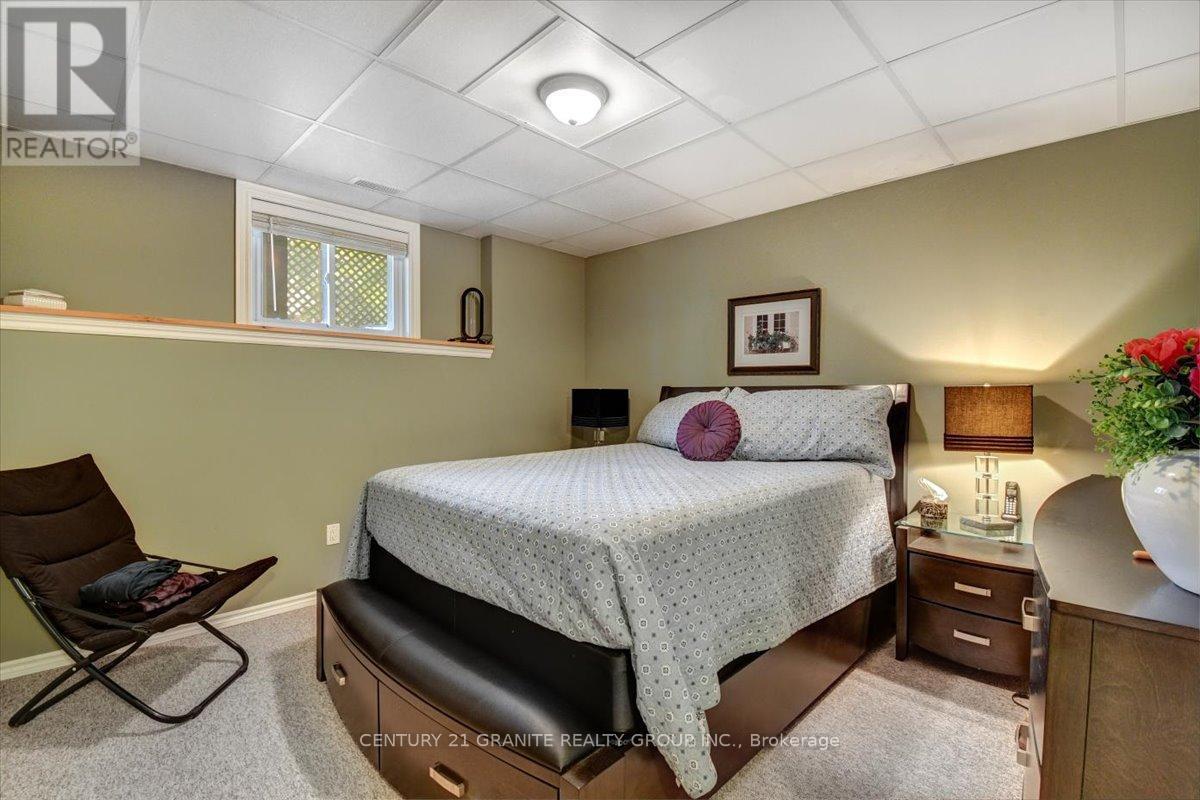 183 Fell Road, Hastings Highlands (Herschel Ward), ON - Indoor Photo Showing Bedroom