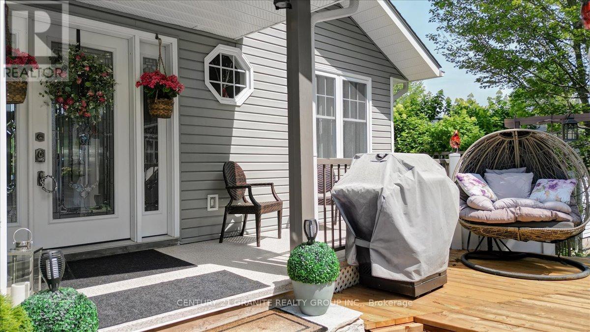 183 Fell Road, Hastings Highlands (Herschel Ward), ON - Outdoor With Deck Patio Veranda With Exterior