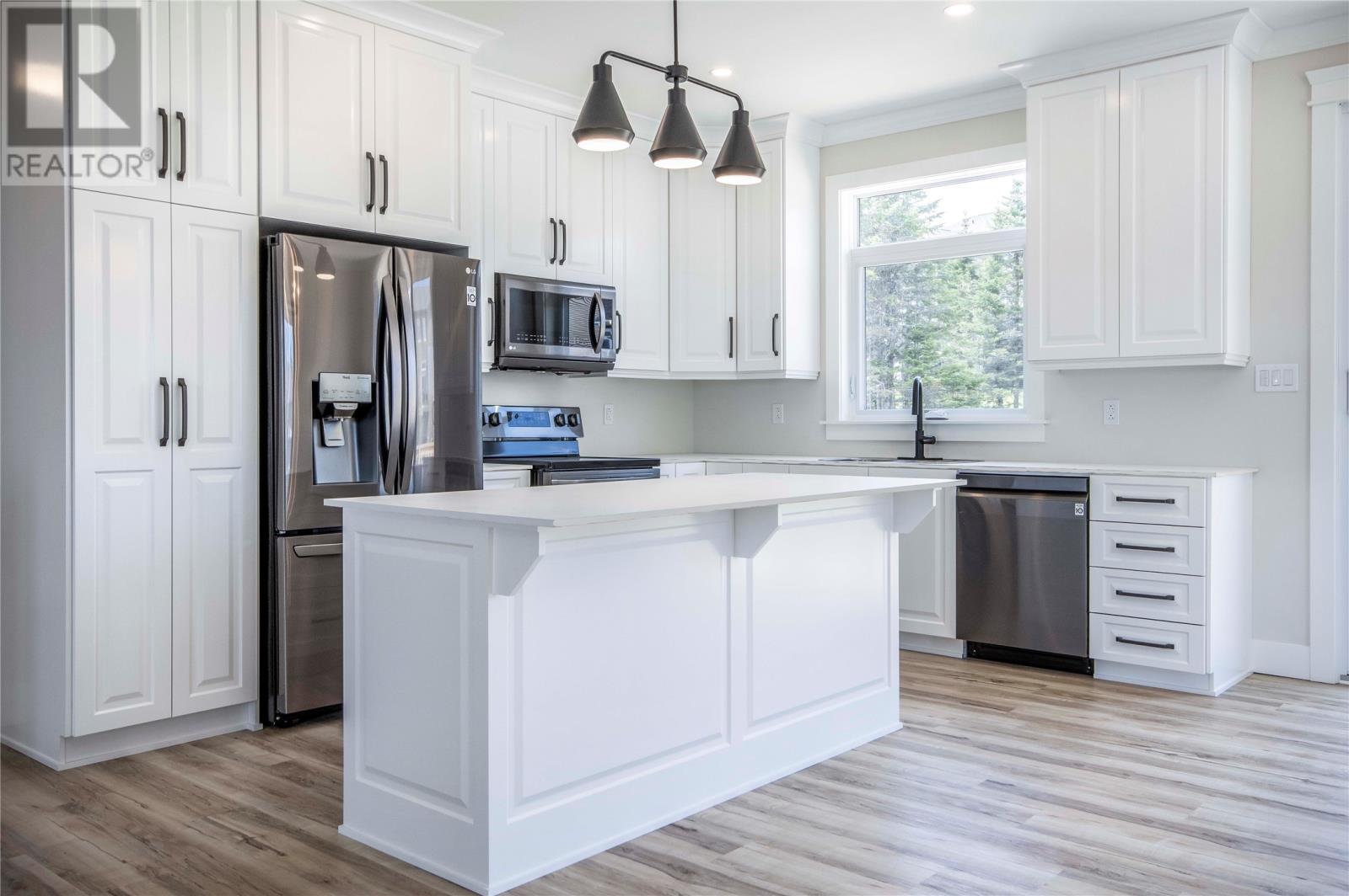 106 Sgt Donald Lucas Drive, Paradise, NL - Indoor Photo Showing Kitchen With Upgraded Kitchen