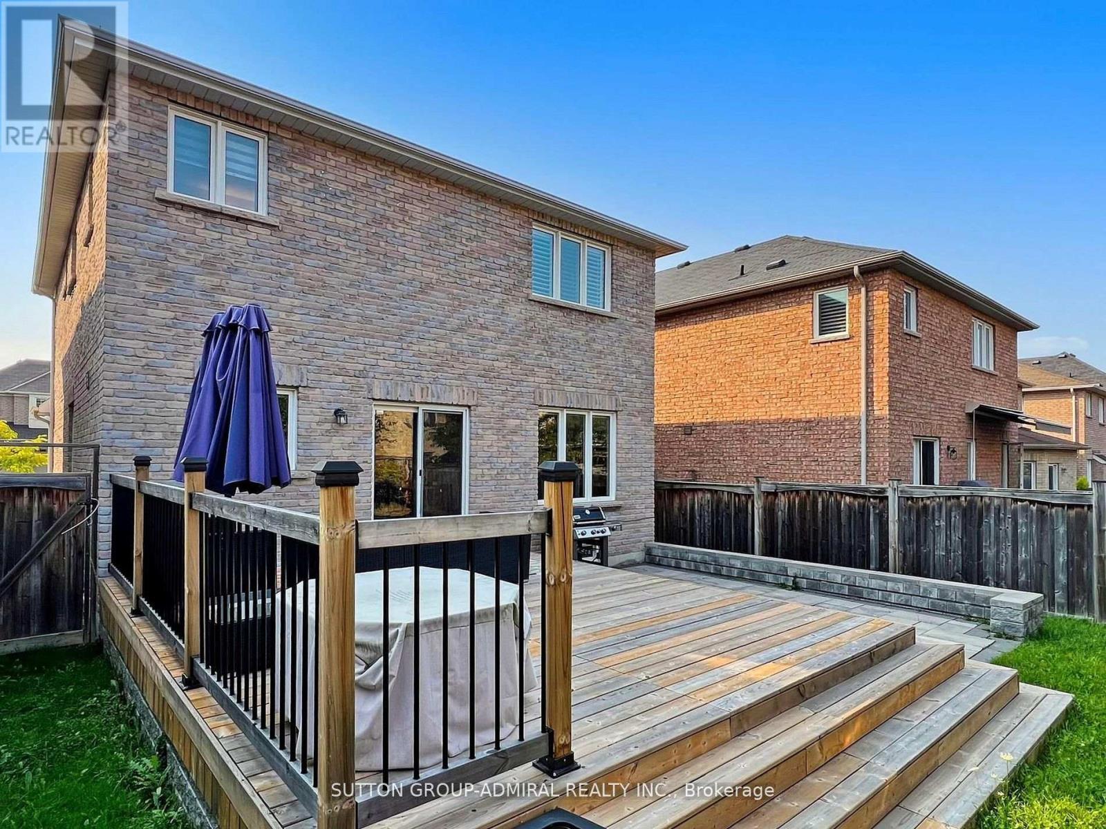 25 D'Eva Drive, Vaughan, ON - Outdoor With Exterior
