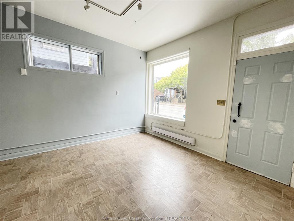 1050 Drouillard St, Windsor, ON - Indoor Photo Showing Other Room