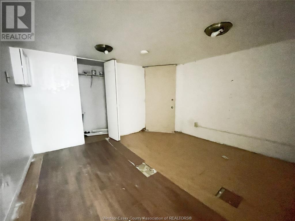 1050 Drouillard St, Windsor, ON - Indoor Photo Showing Other Room