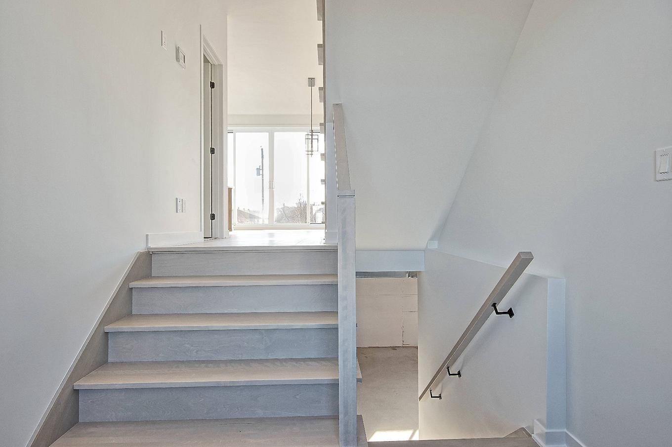 Hall - Rue Du Quai, Saint-Louis-De-Gonzague, QC - Indoor Photo Showing Other Room