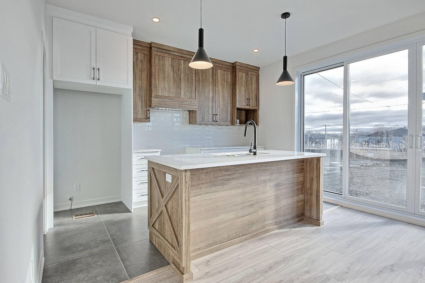 Kitchen - Rue Du Quai, Saint-Louis-De-Gonzague, QC - Indoor Photo Showing Kitchen
