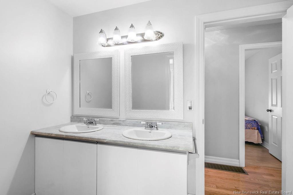 10 Cedar St, Miramichi, NB