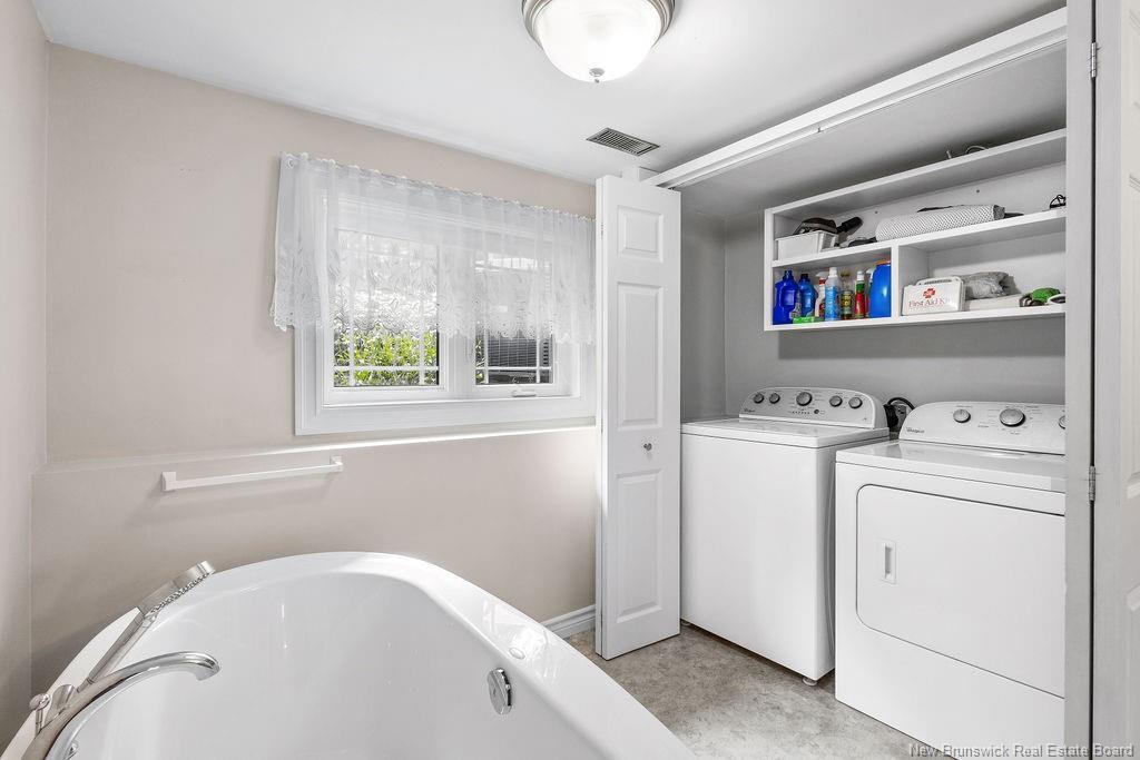 10 Cedar St, Miramichi, NB