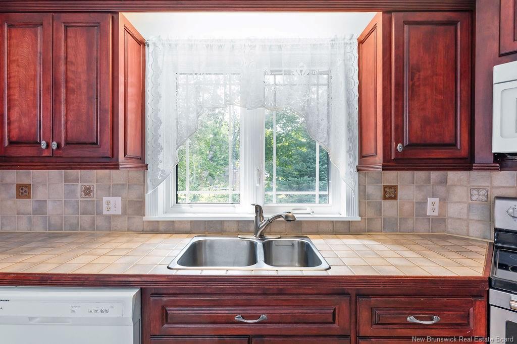 10 Cedar St, Miramichi, NB