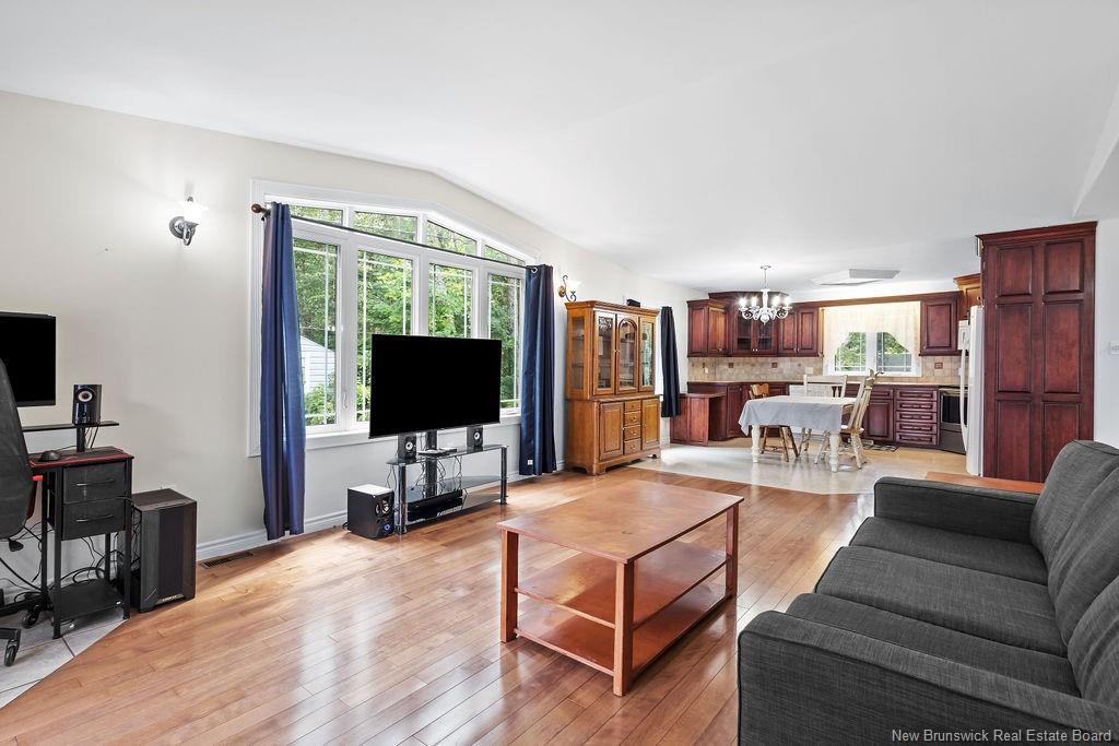 10 Cedar St, Miramichi, NB