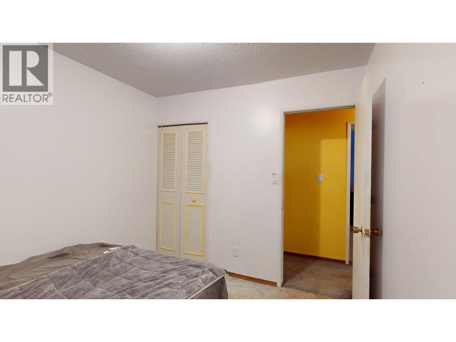 2016 Alder Street, Elkford, BC - Indoor Photo Showing Bedroom