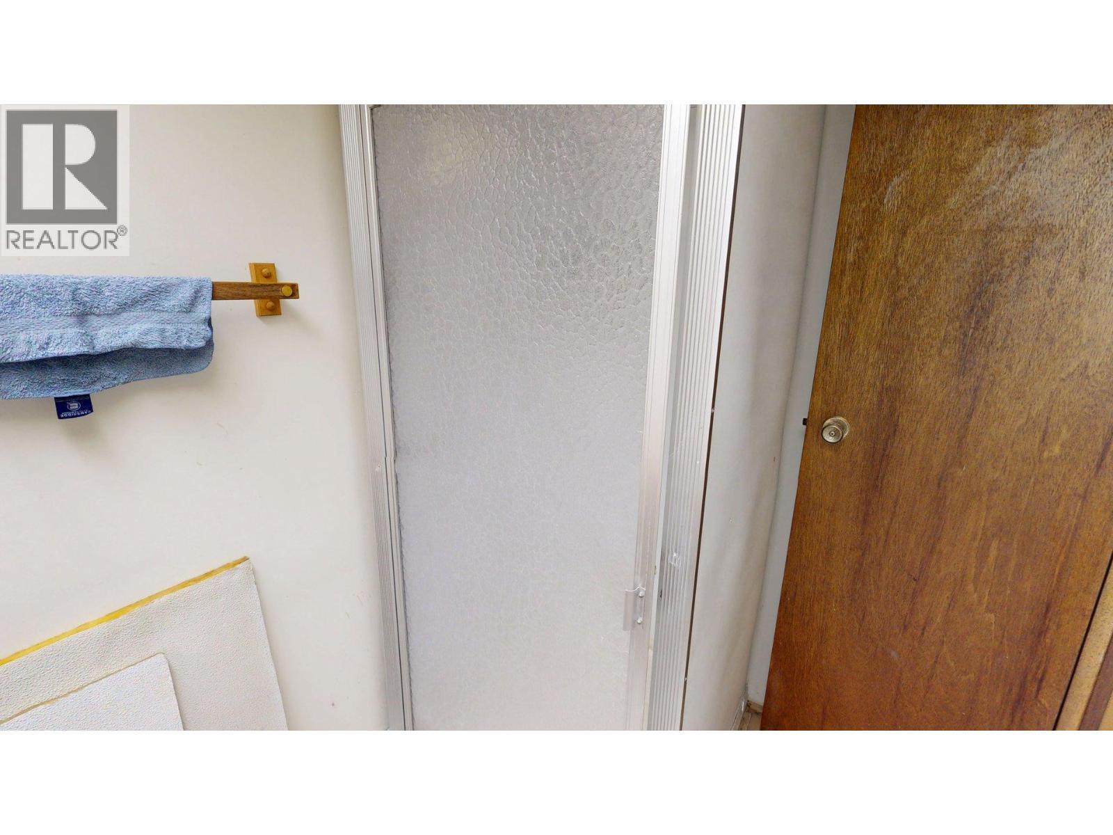 2016 Alder Street, Elkford, BC - Indoor