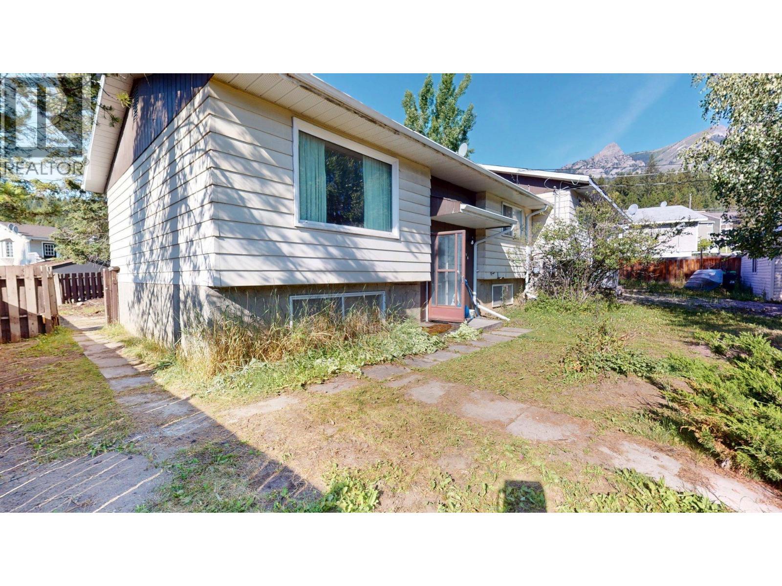 2016 Alder Street, Elkford, BC - Outdoor