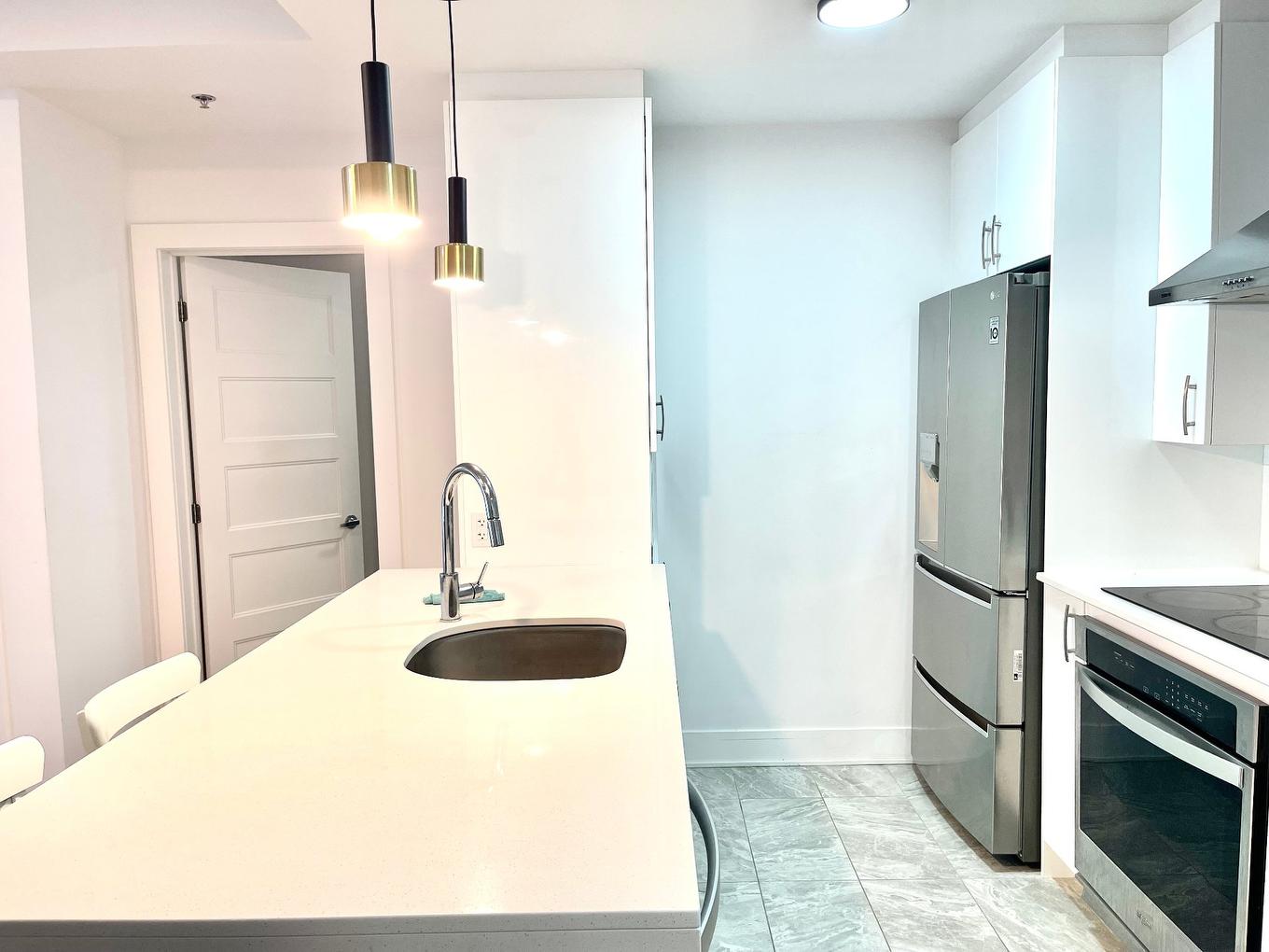 Cuisine - 211-3950 Rue Sherbrooke E., Montréal (Mercier/Hochelaga-Maisonneuve), QC - Indoor Photo Showing Kitchen