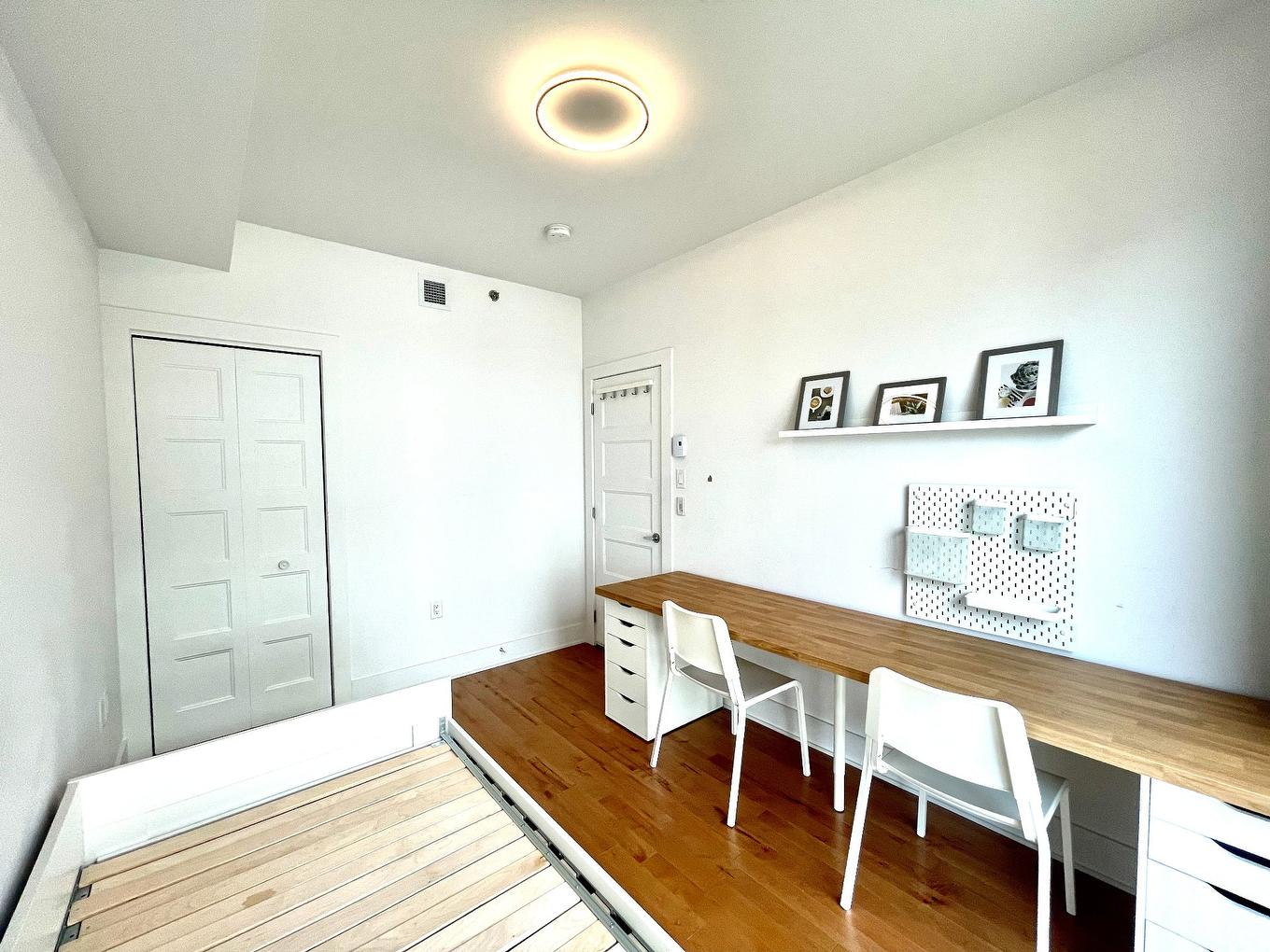 Chambre à coucher - 211-3950 Rue Sherbrooke E., Montréal (Mercier/Hochelaga-Maisonneuve), QC - Indoor