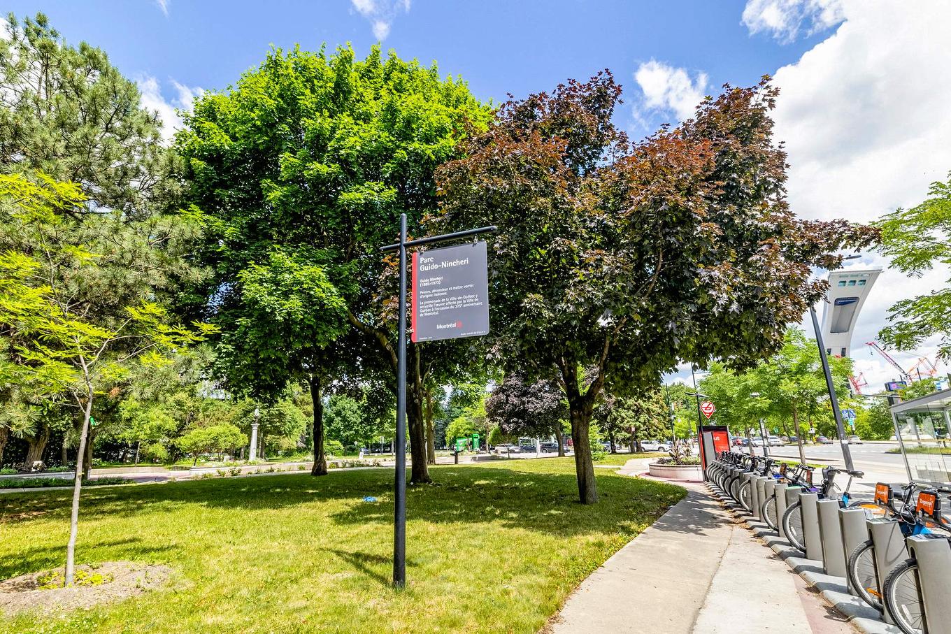 Rue - 211-3950 Rue Sherbrooke E., Montréal (Mercier/Hochelaga-Maisonneuve), QC - Outdoor