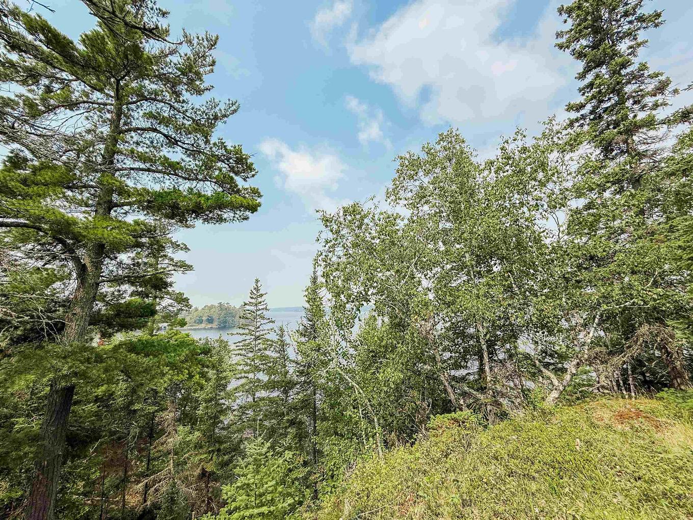 496 Coney Island, Kenora, ON