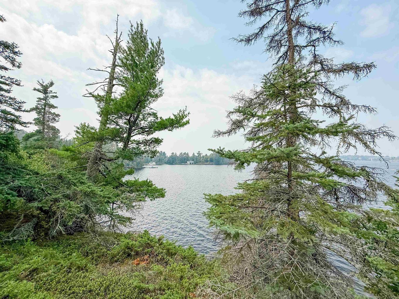 496 Coney Island, Kenora, ON