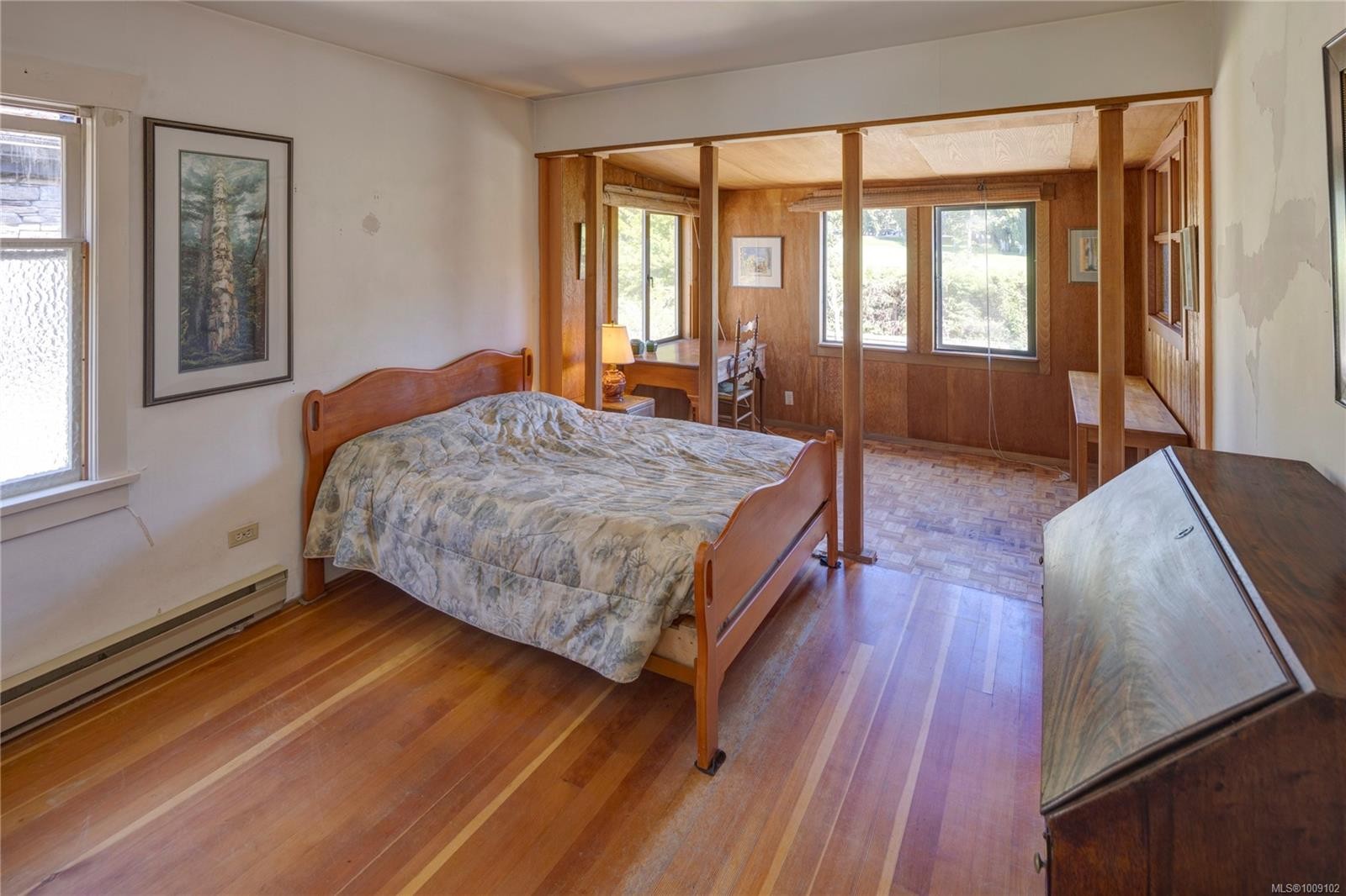 821 Newport Ave, Oak Bay, BC