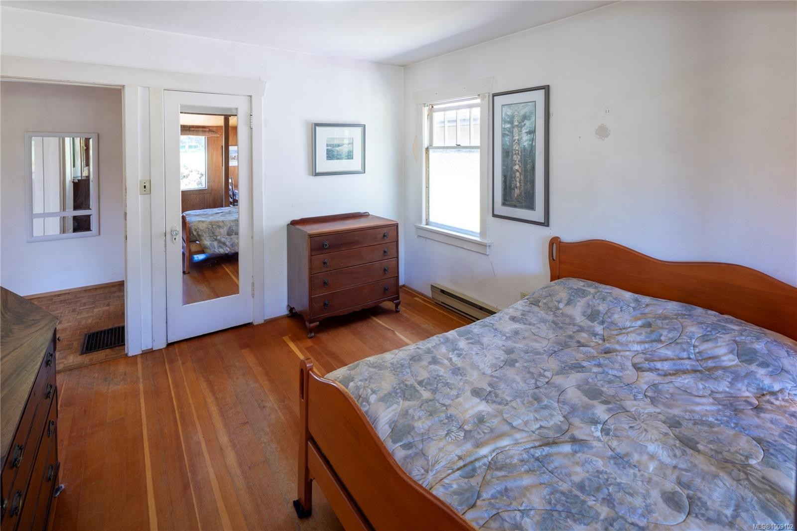 821 Newport Ave, Oak Bay, BC