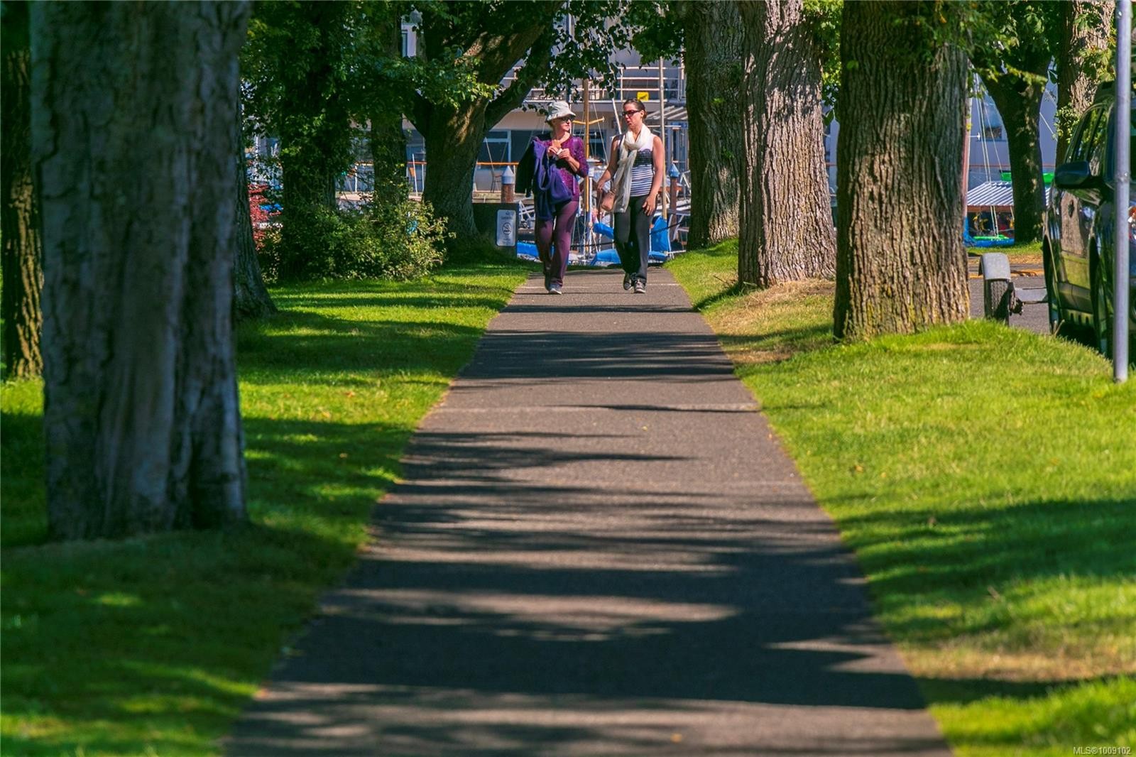 821 Newport Ave, Oak Bay, BC