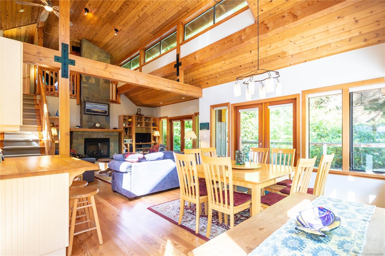1180 Lynn Rd, Tofino, BC