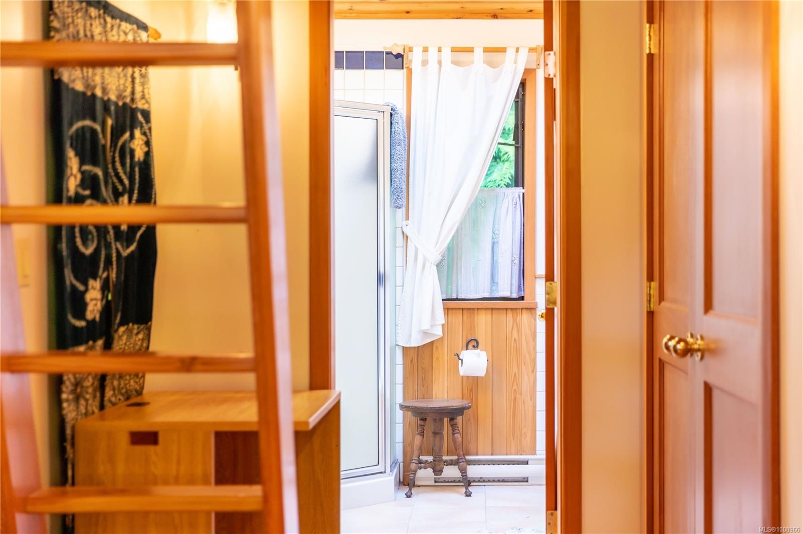 1180 Lynn Rd, Tofino, BC