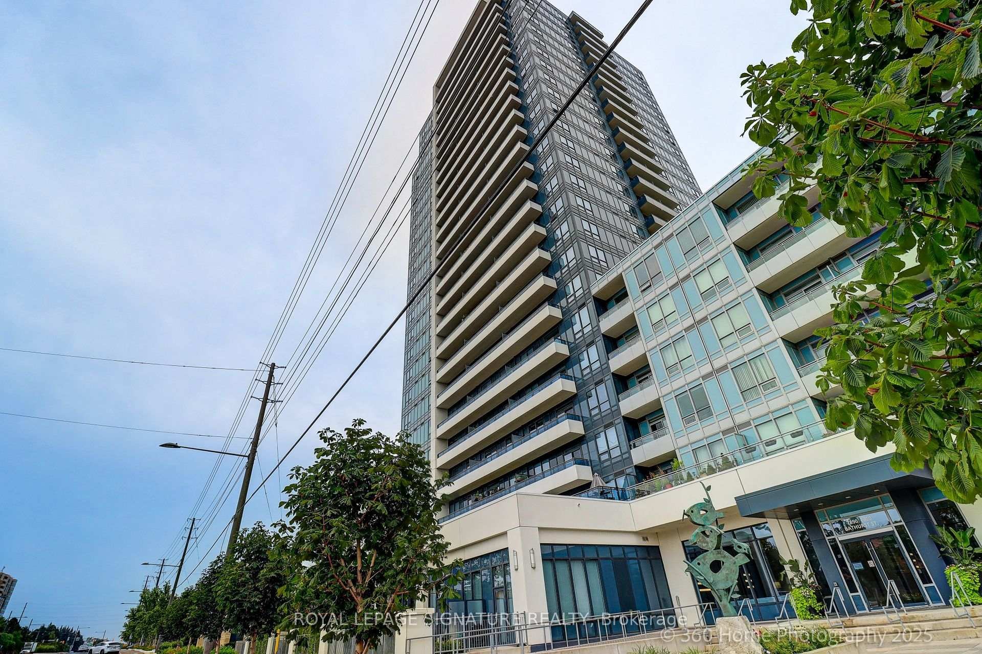 212-7890 Bathurst Street, Vaughan, ON - Outdoor