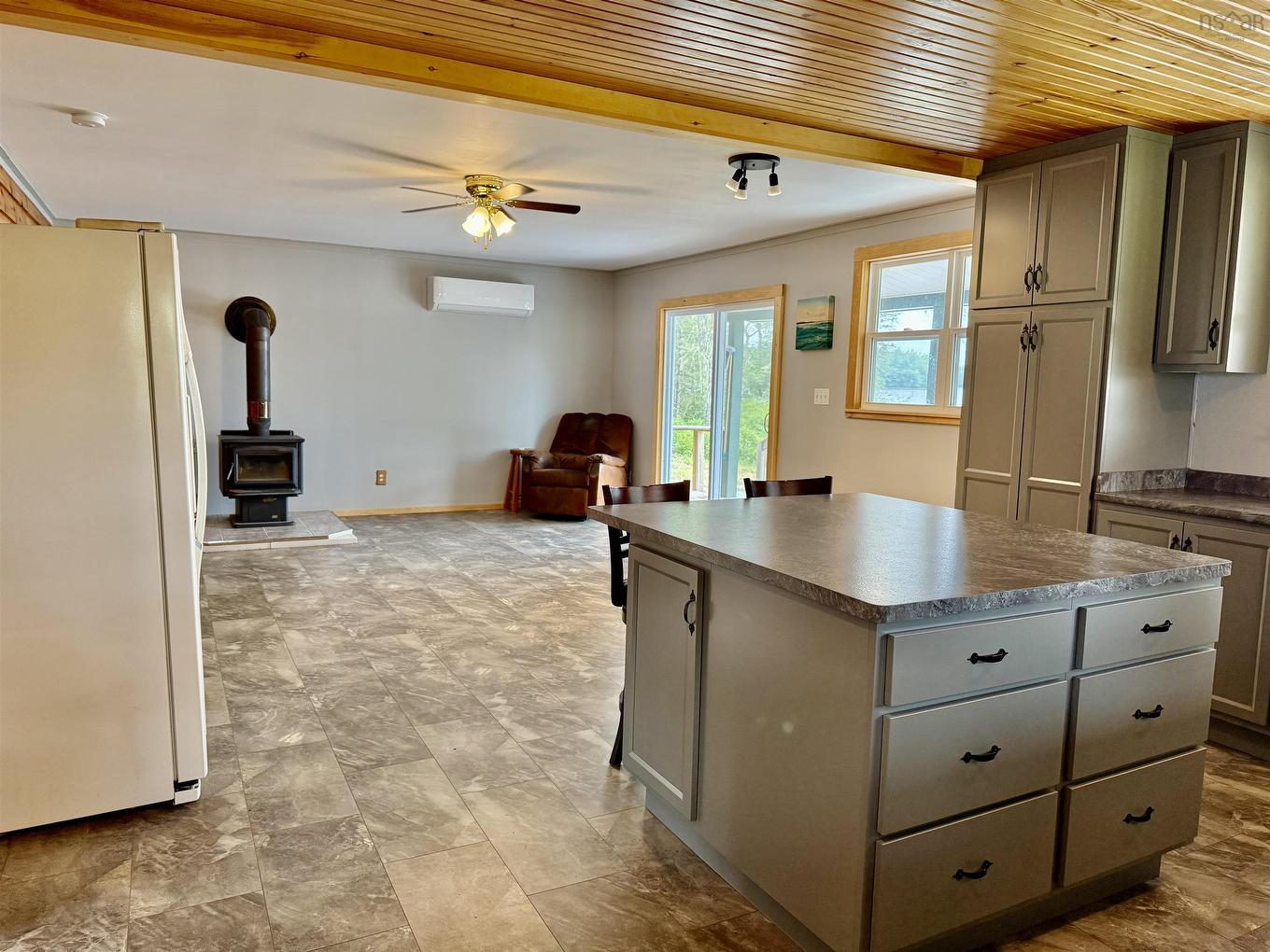 225 Hemlock Haven, Lower Ohio, NS