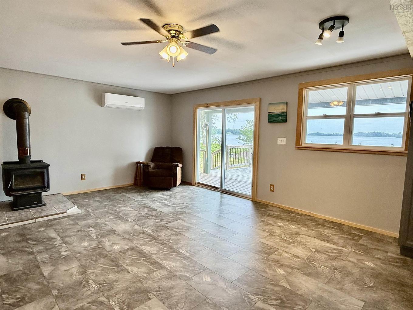 225 Hemlock Haven, Lower Ohio, NS