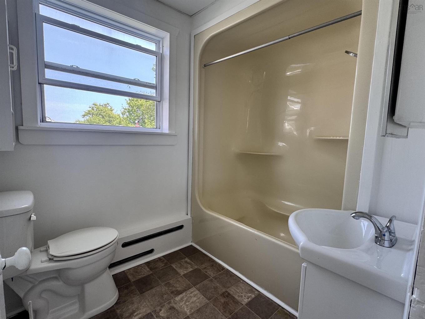 209 South Street, Glace Bay, NS