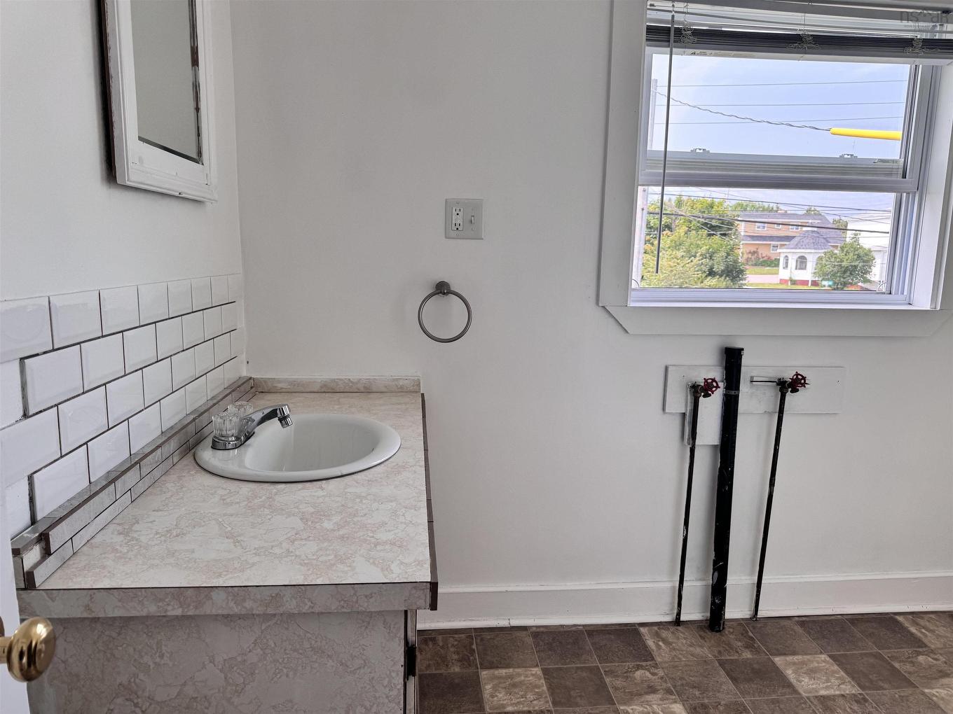 209 South Street, Glace Bay, NS