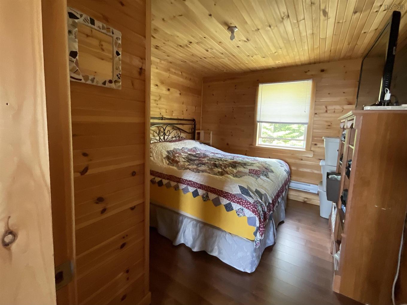 39 R-24, Cole Harbour, NS