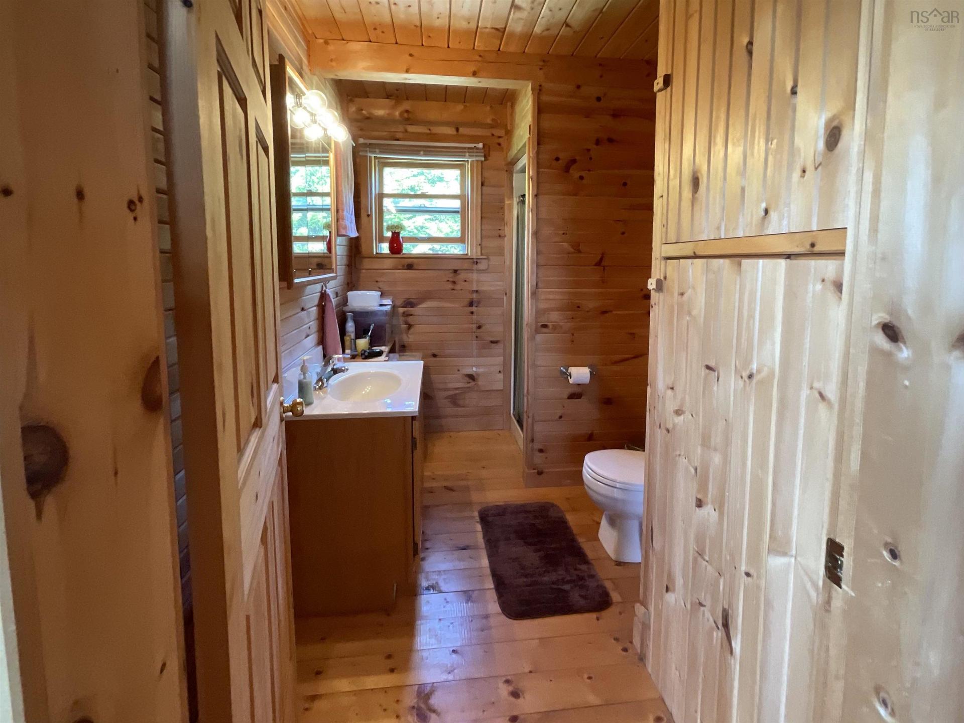 39 R-24, Cole Harbour, NS