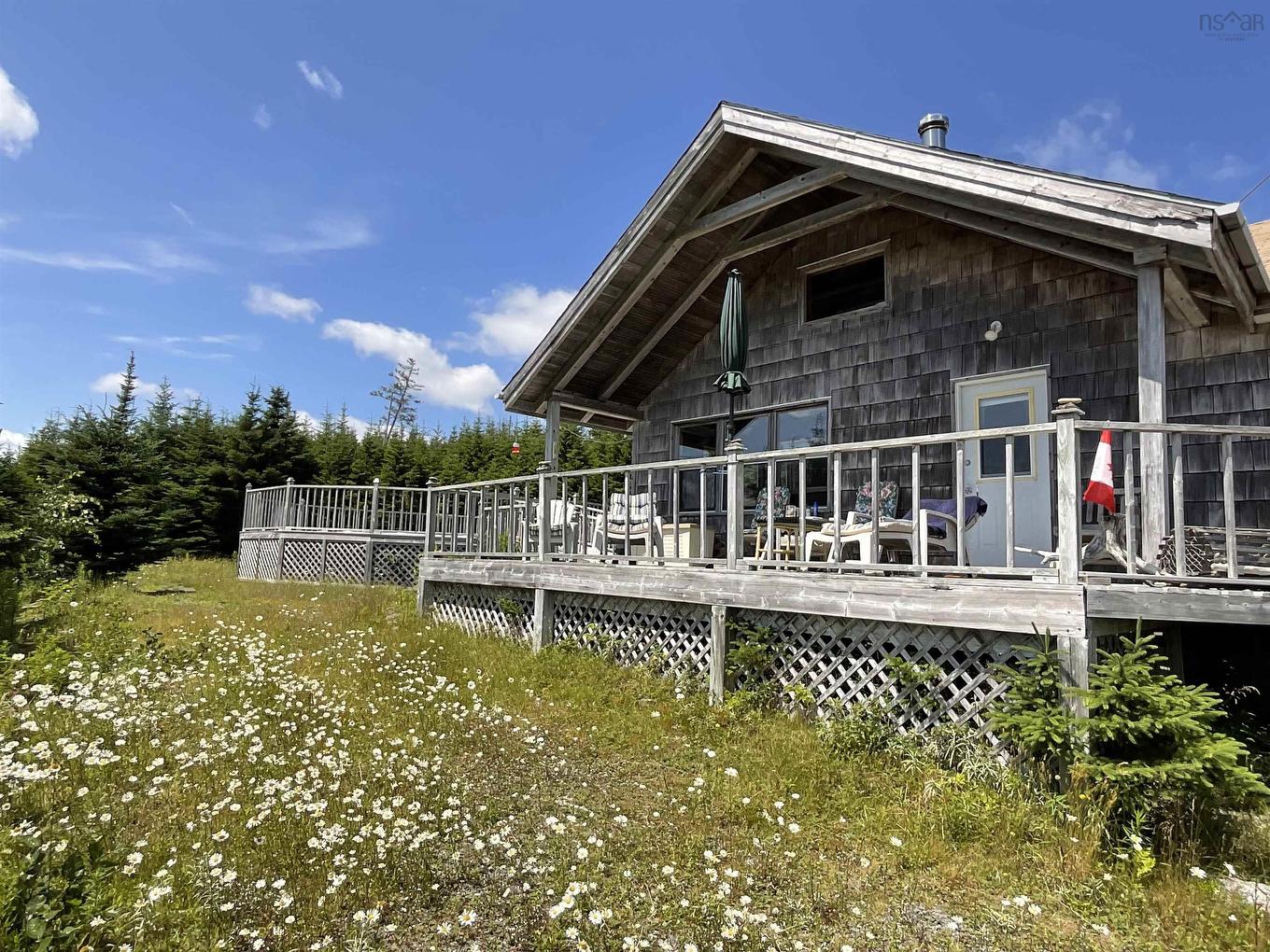 39 R-24, Cole Harbour, NS