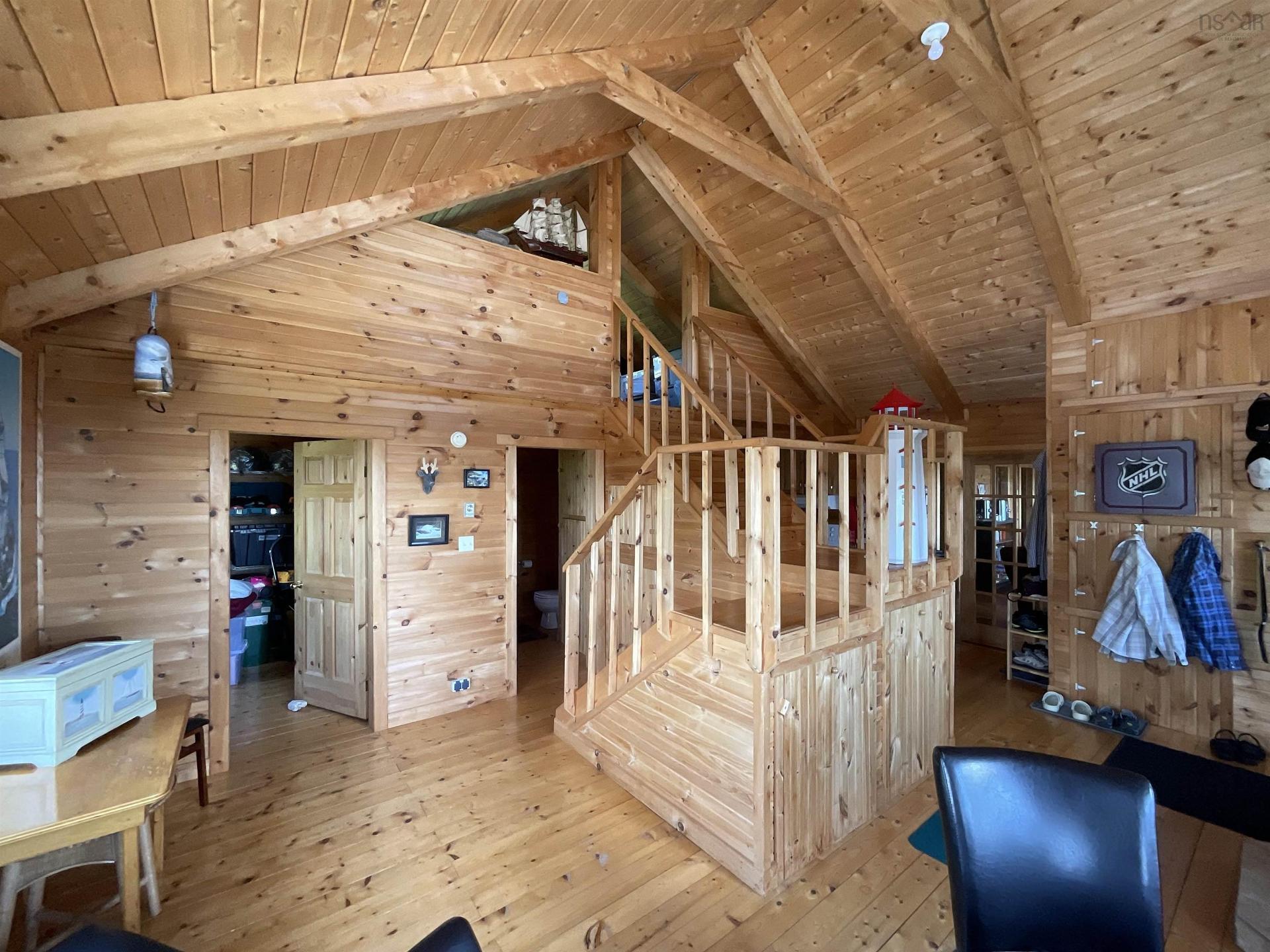 39 R-24, Cole Harbour, NS