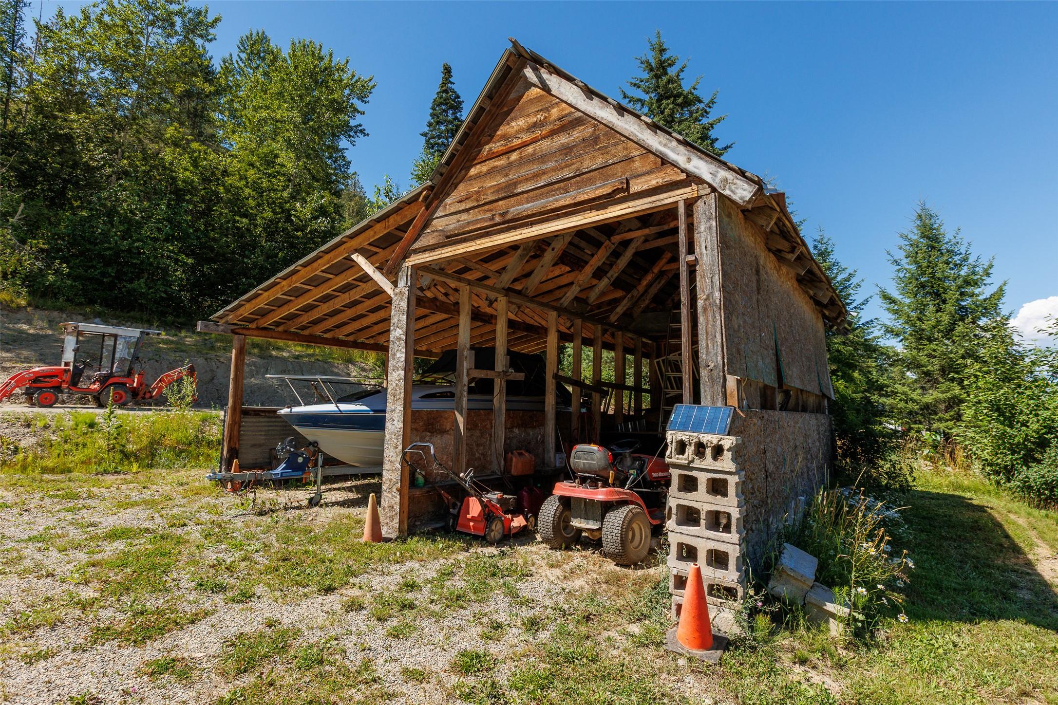 1655 Evans Road, Creston, BC - Outdoor