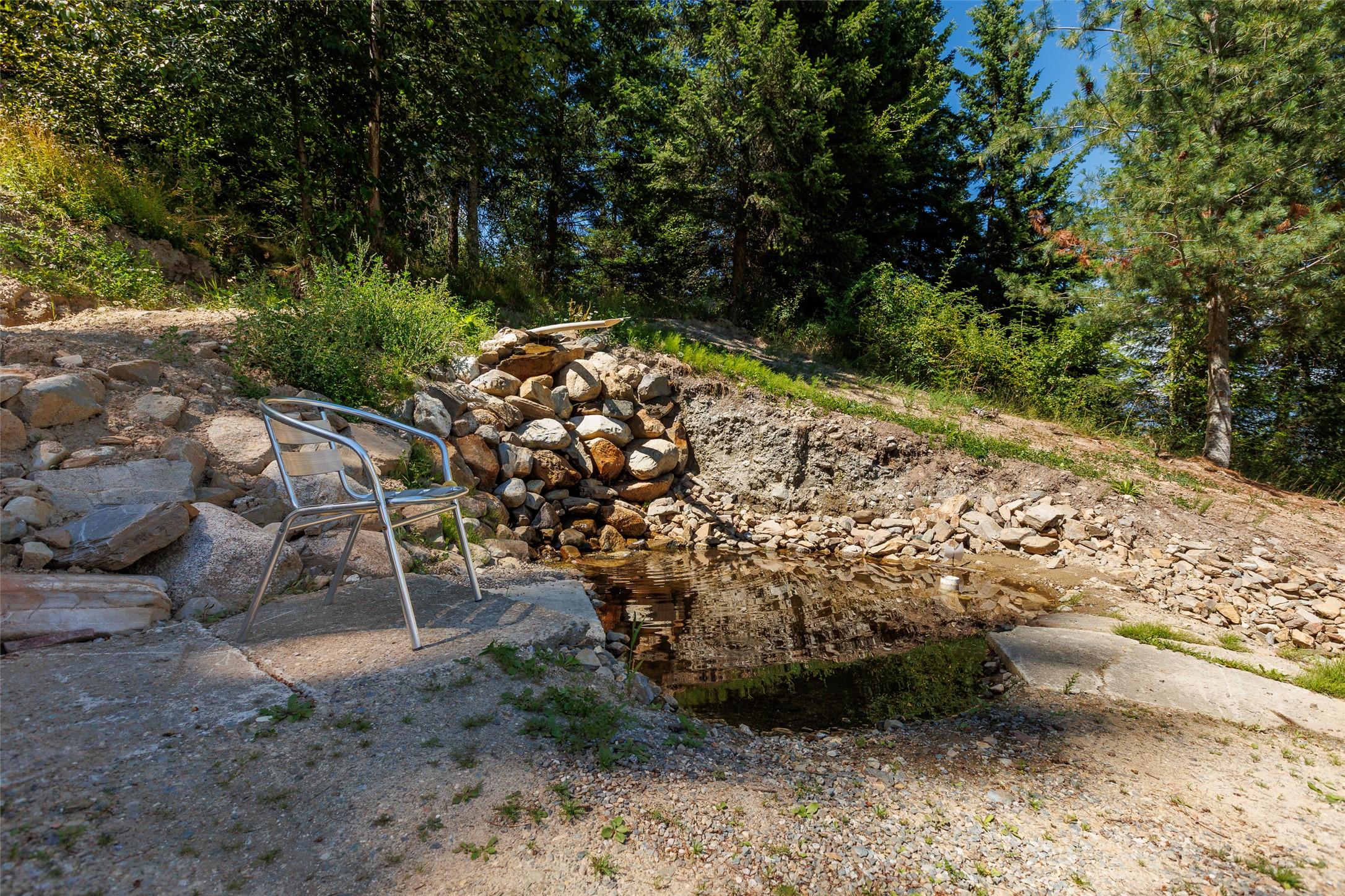 1655 Evans Road, Creston, BC - Outdoor