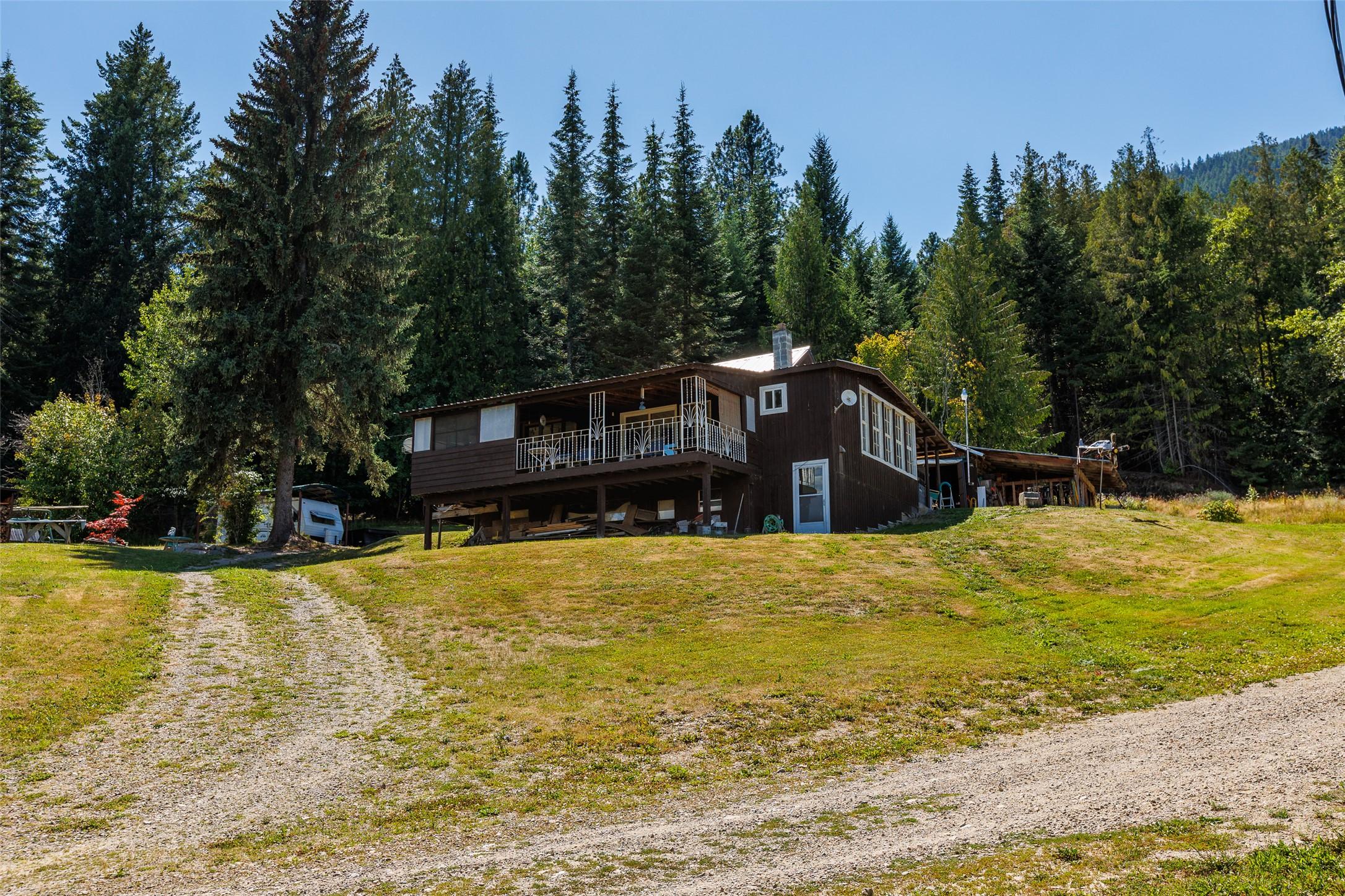1655 Evans Road, Creston, BC - Outdoor