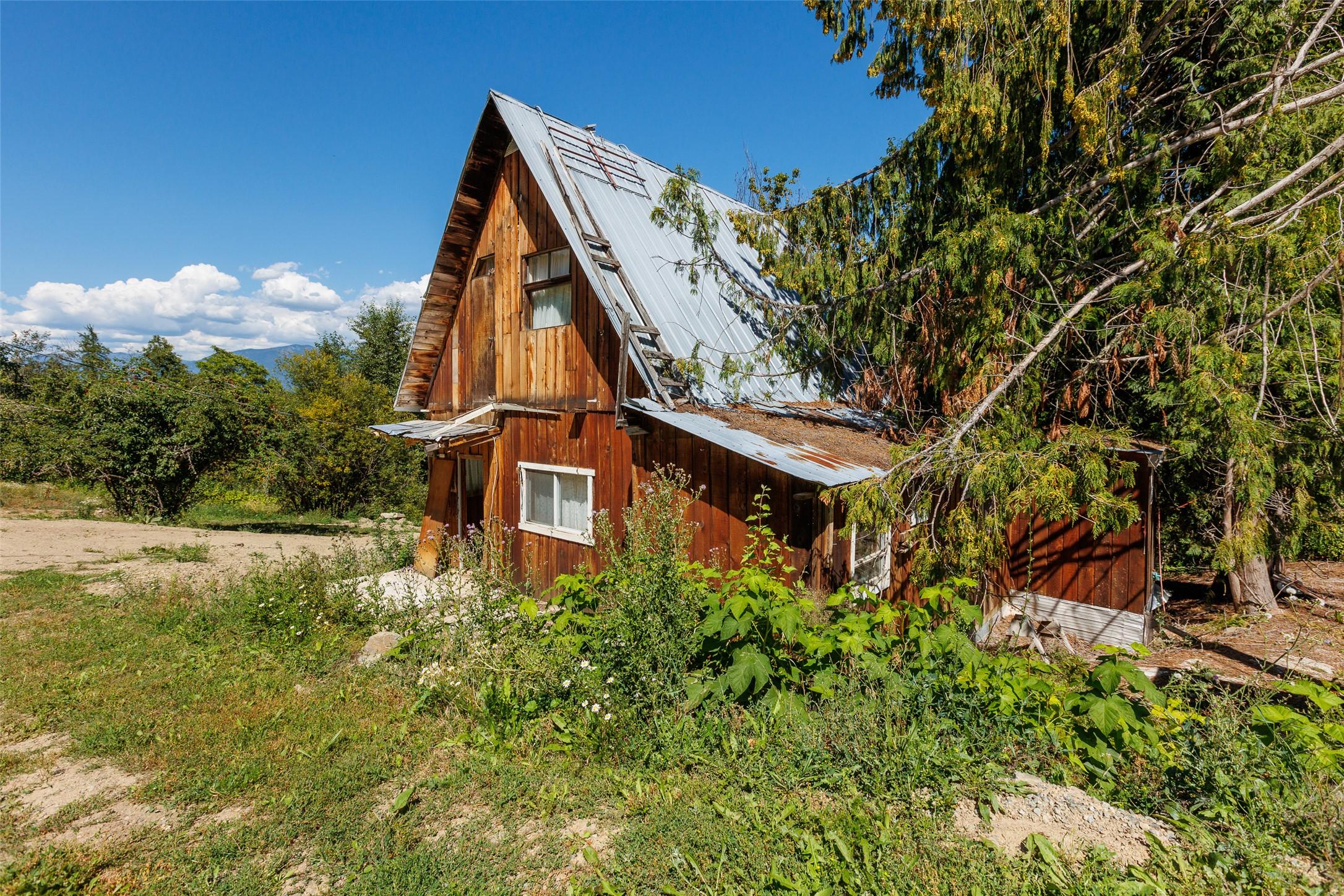 1655 Evans Road, Creston, BC - Outdoor