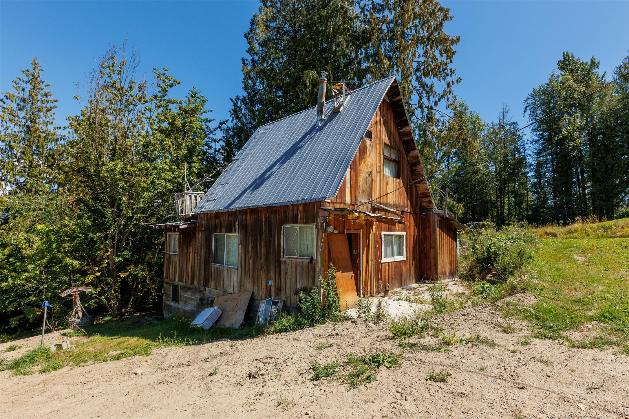 1655 Evans Road, Creston, BC - Outdoor