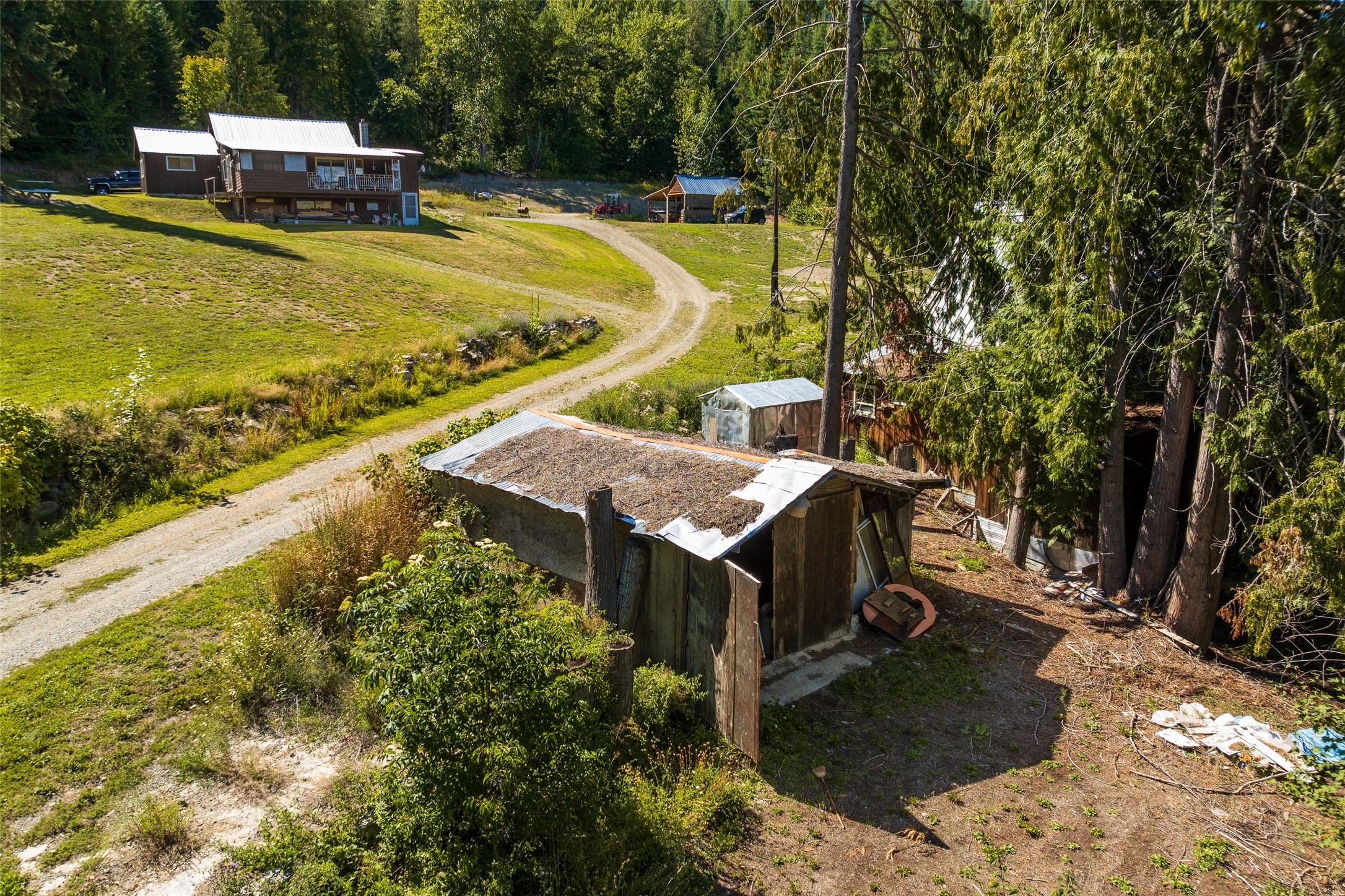 1655 Evans Road, Creston, BC - Outdoor