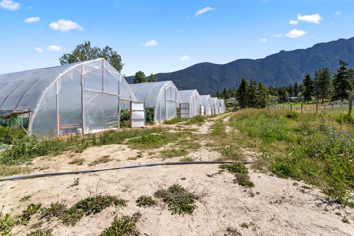 3095 Canyon Lister Road, Lister, BC - Outdoor With View