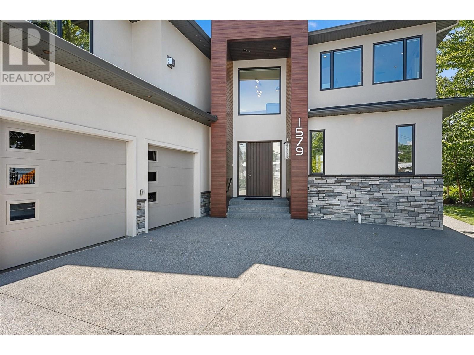 1579 Pritchard Drive, West Kelowna, BC - Outdoor