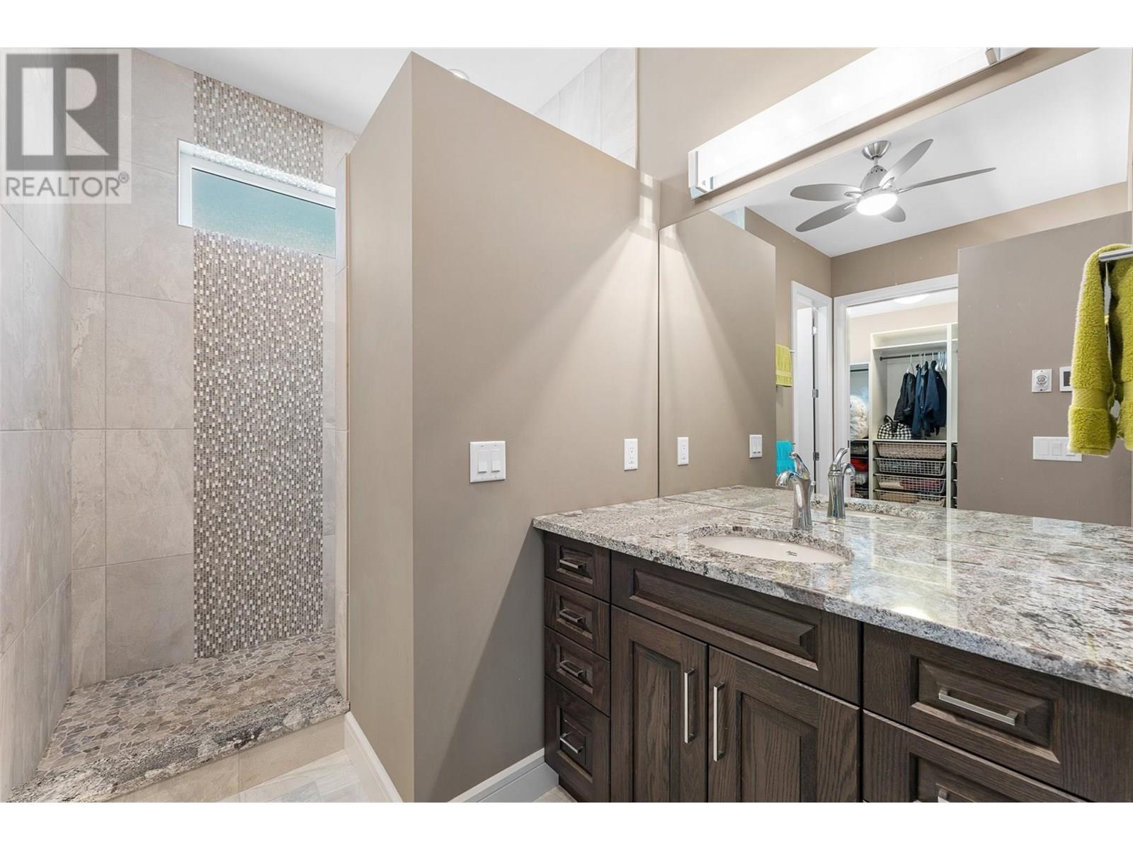 1579 Pritchard Drive, West Kelowna, BC - Indoor Photo Showing Bathroom