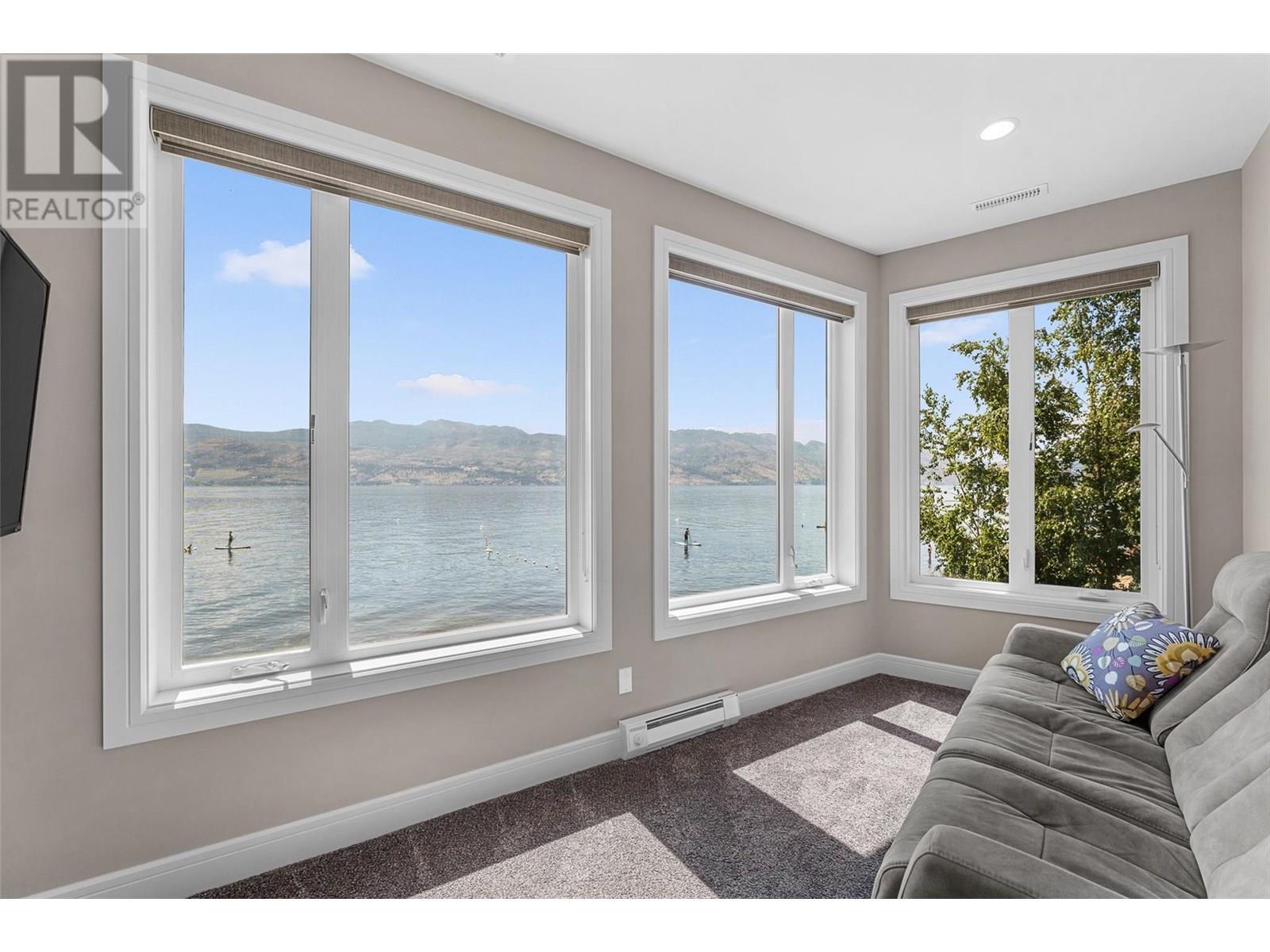 1579 Pritchard Drive, West Kelowna, BC - Indoor Photo Showing Other Room