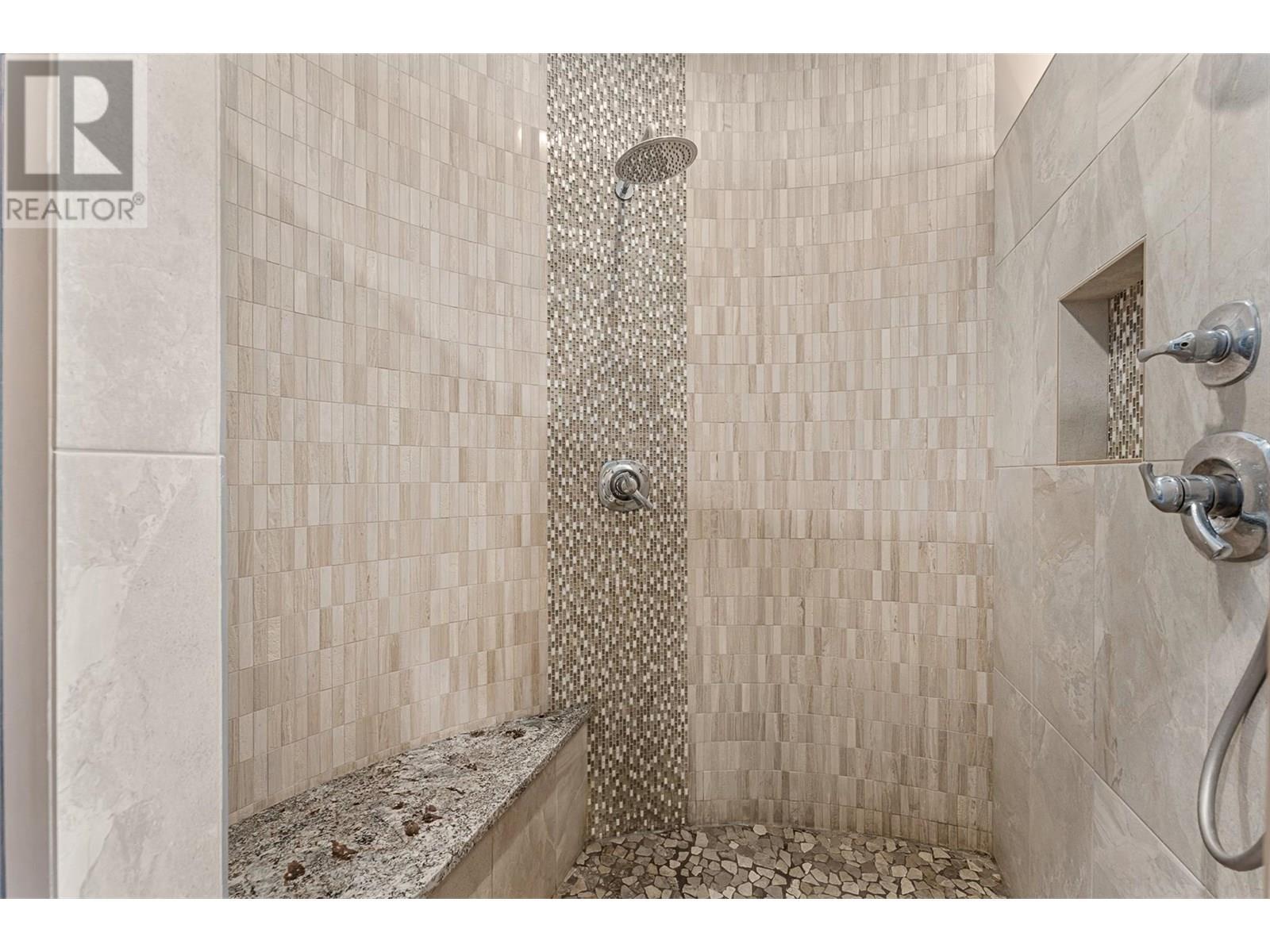 1579 Pritchard Drive, West Kelowna, BC - Indoor Photo Showing Bathroom