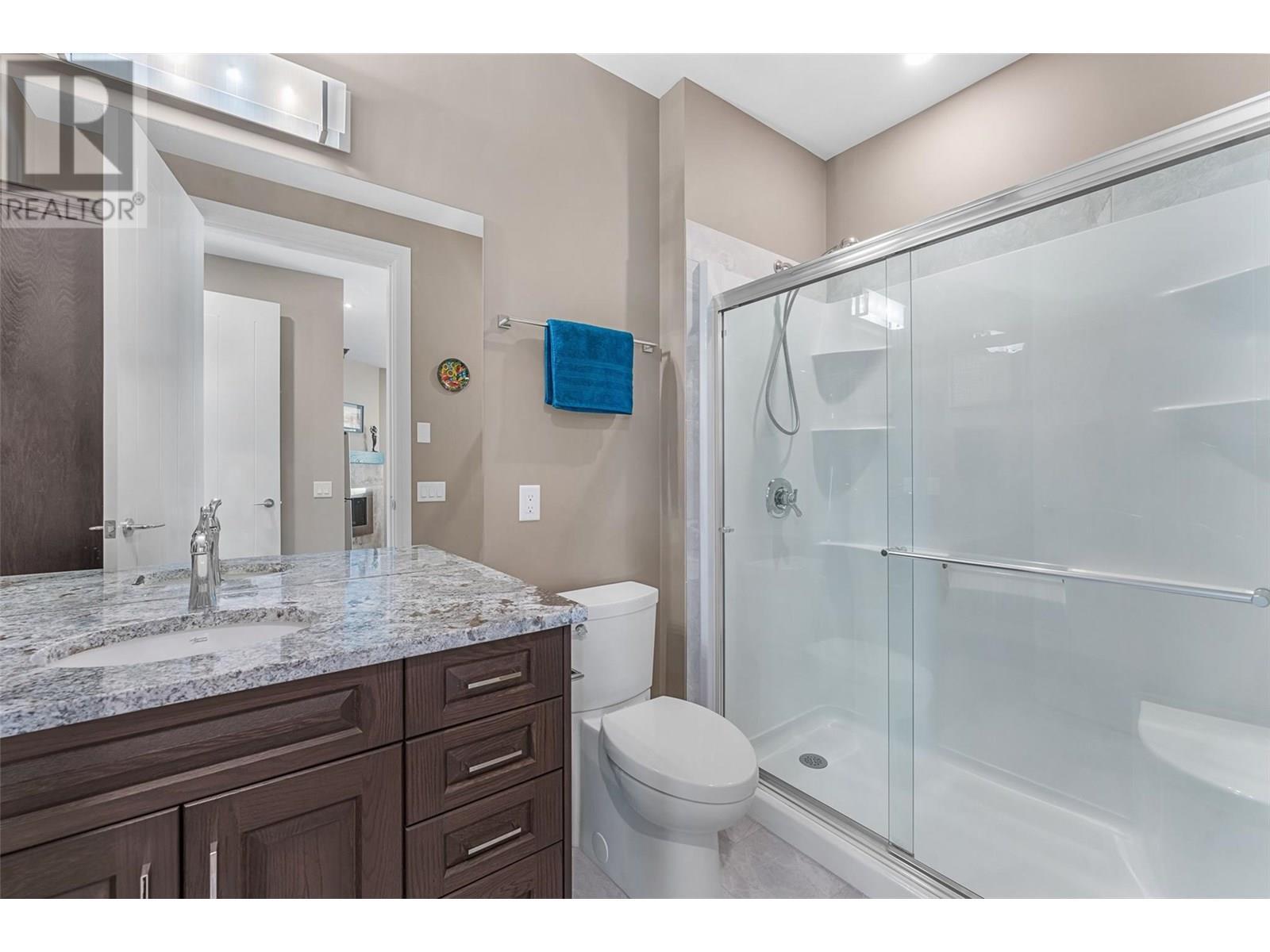 1579 Pritchard Drive, West Kelowna, BC - Indoor Photo Showing Bathroom